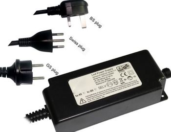 Συνεχές ρεύμα 500V προσαρμοστών 24v δύναμης των ανθεκτικών οδηγήσεων νερού για τα CCTV/σύστημα ασφαλείας
