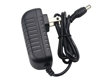 ο τοίχος της ΕΕ 12V 1A 12Watt ΗΠΑ τοποθετεί τον προσαρμοστή δύναμης με το επίπεδο VI CE UL που μαρκάρεται για οδηγημένα φω'τα νέου CCTV τα κάμερα