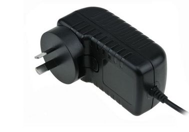 Ο μαύρος προσαρμοστής δύναμης 12v για Webcam οδήγησε τις λουρίδες Πίντερ, θόρυβος κυματισμών 100mvp