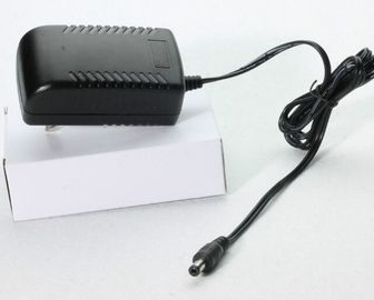 Ο προσαρμοστής 12v 2a 2.5a δύναμης μετατροπής εναλλασσόμενου ρεύματος/συνεχούς ρεύματος της ΕΕ προσάρμοσε το συνεχή συνδετήρα