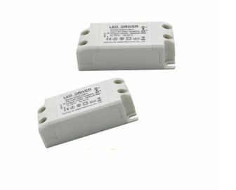 60W 12V των σταθερών τάσης οδηγήσεων ΣΥΝΕΧΟΎΣ 5A η παροχή ηλεκτρικού ρεύματος 220VAC εισήγαγε 3 έτη εξουσιοδότησης