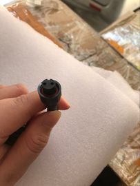 ο λι-ιονικός φορτιστής μπαταριών 12.6V 2A, προσαρμοστής συνεχούς δύναμης εναλλασσόμενου ρεύματος για το πακέτο μπαταριών, μαύρο χρώμα, ο ΣΥΝΕΧΉΣ συνδετήρας